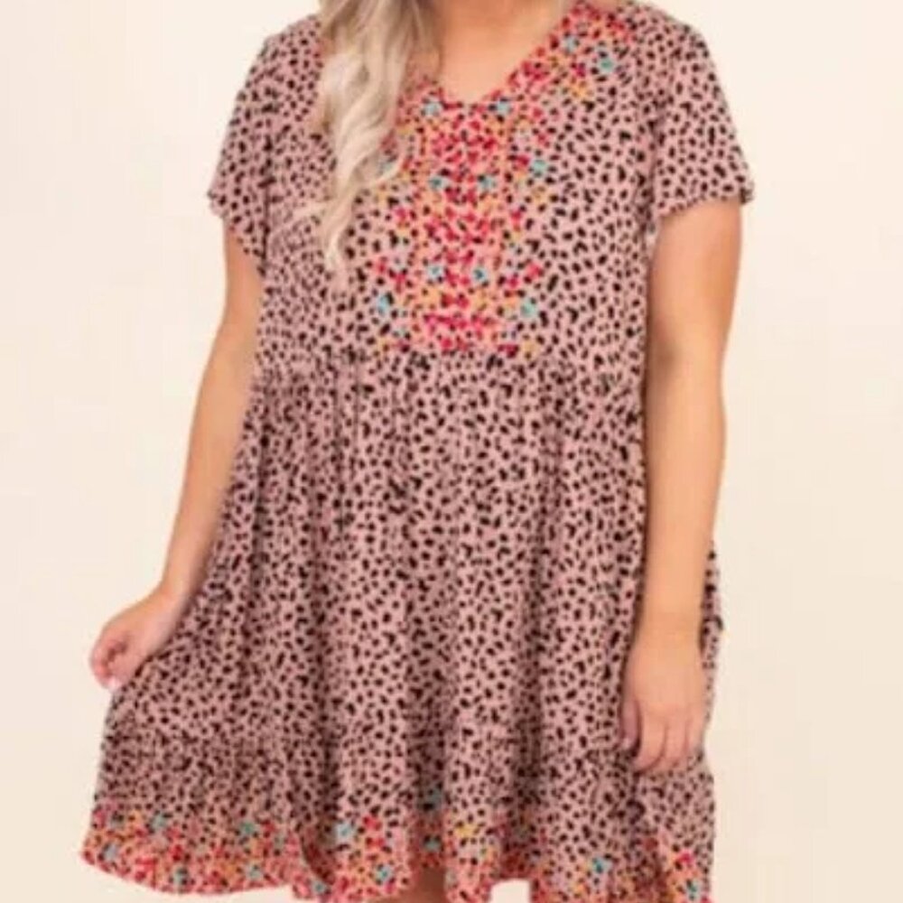 Savannah Jane Boutique Embroidered Dress…Size Small